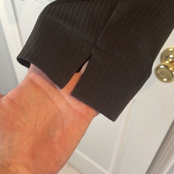 Studio 1940 women’s black blazer - Picture 7 of 9